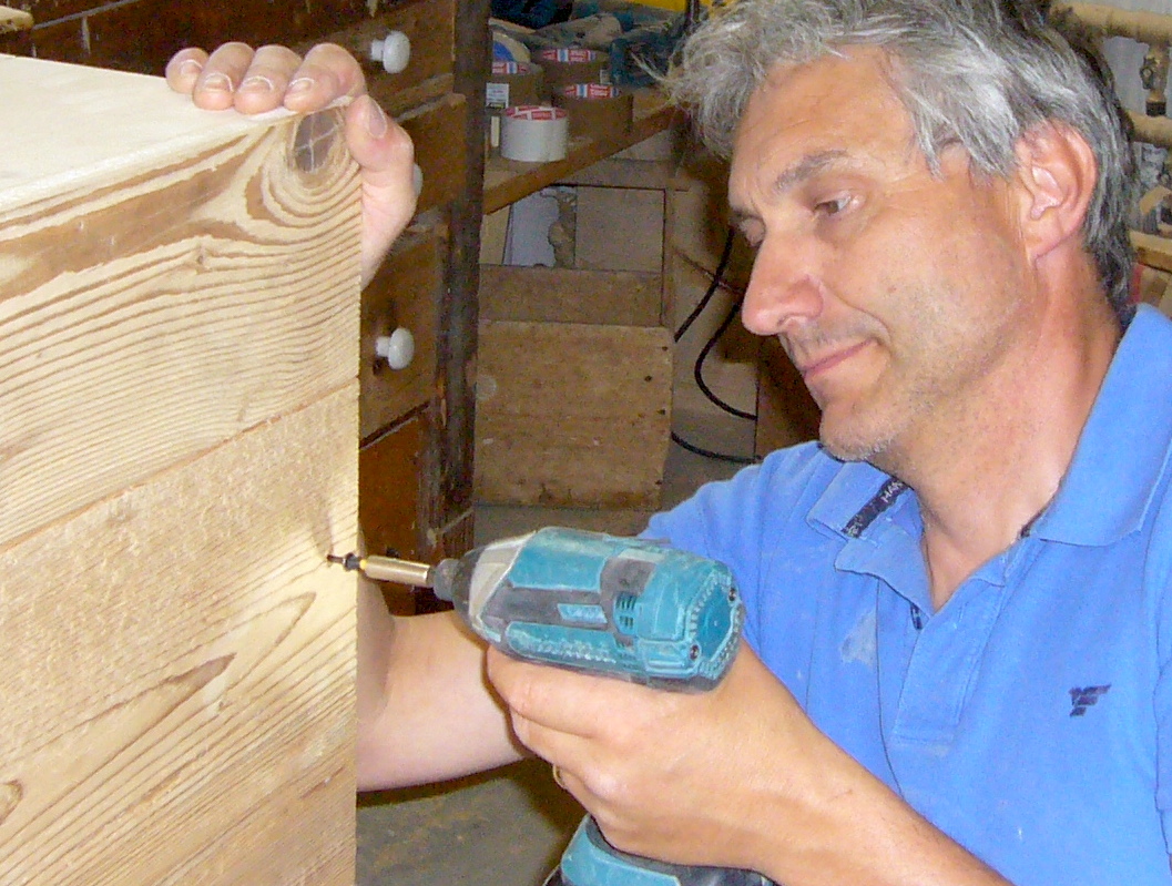 Produzione arredamenti in legno
